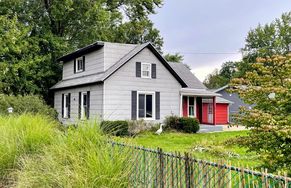 2632 Lincoln Avenue St. Joseph, MI 49085