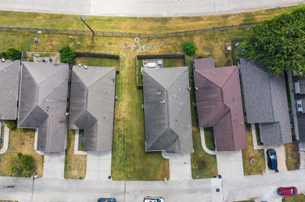 146 Snug Harbor Drive Montgomery, TX 77356