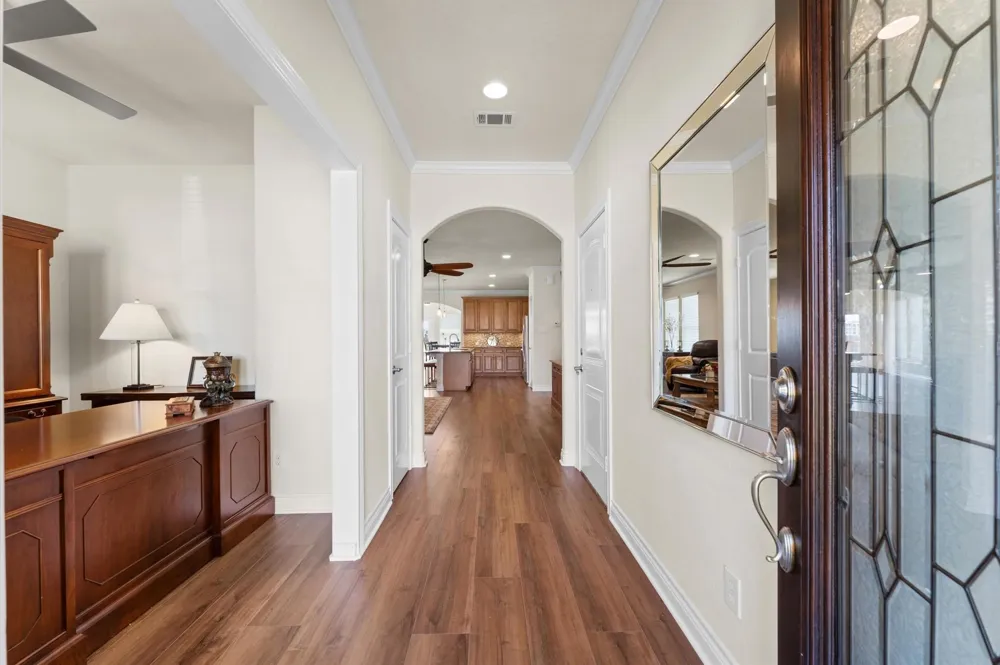 146 Snug Harbor Drive Montgomery, TX 77356