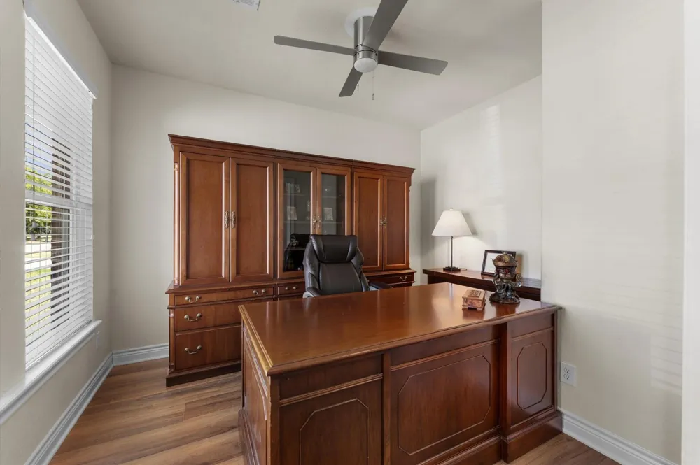 146 Snug Harbor Drive Montgomery, TX 77356