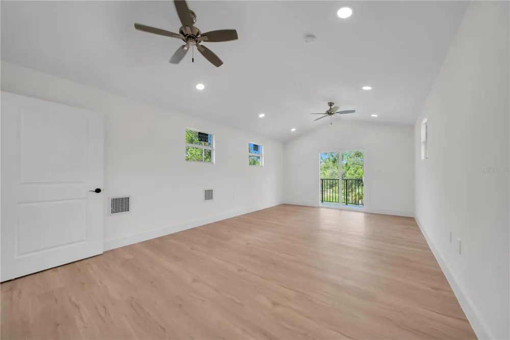 317 JOHNS AVENUE Lehigh Acres, FL 33936