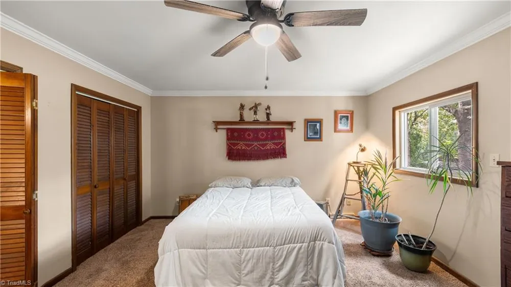 1308 Bunny Trail Winston-Salem, NC 27105