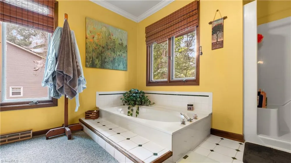 1308 Bunny Trail Winston-Salem, NC 27105