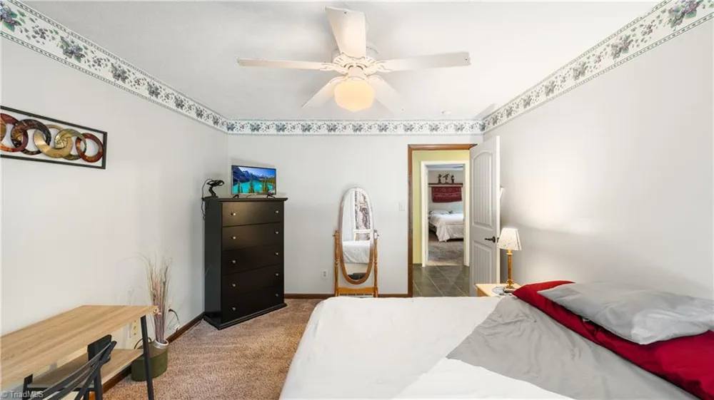 1308 Bunny Trail Winston-Salem, NC 27105