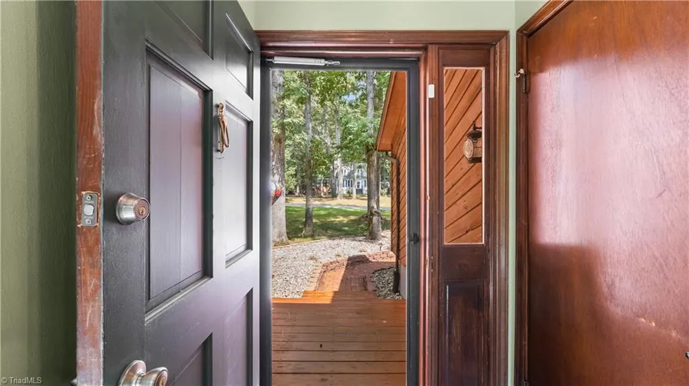 1308 Bunny Trail Winston-Salem, NC 27105