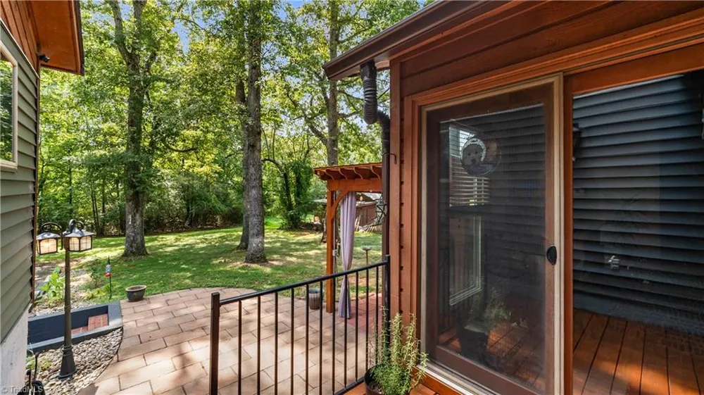 1308 Bunny Trail Winston-Salem, NC 27105