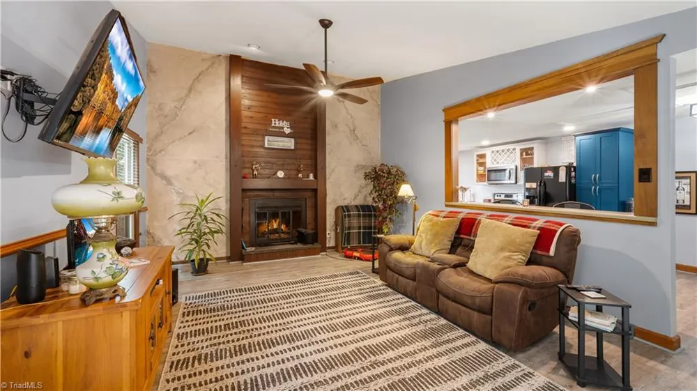 1308 Bunny Trail Winston-Salem, NC 27105