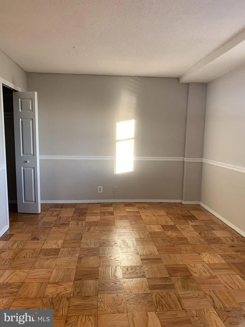 2030 ADAMS STREET #910 Arlington, VA 22201