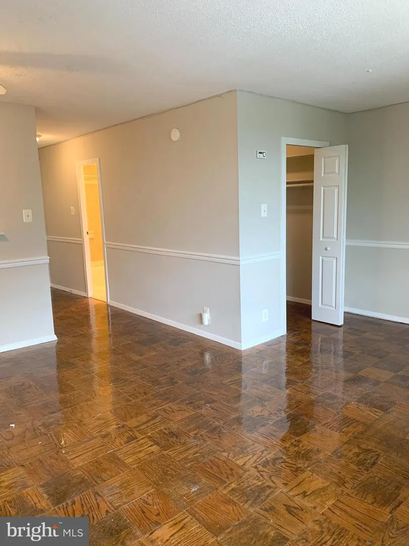 2030 ADAMS STREET #910 Arlington, VA 22201