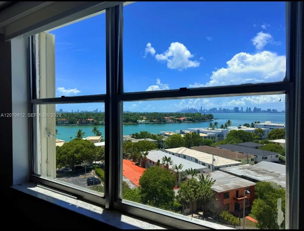 6900 E Bay Dr #9L Miami Beach, FL 33141