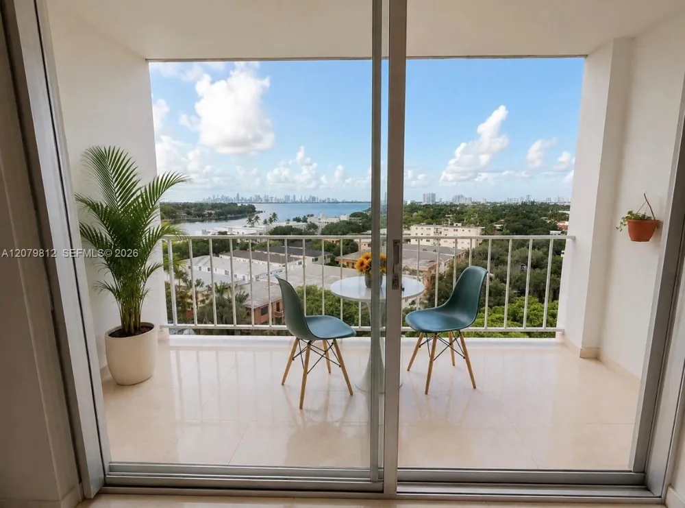 6900 E Bay Dr #9L Miami Beach, FL 33141
