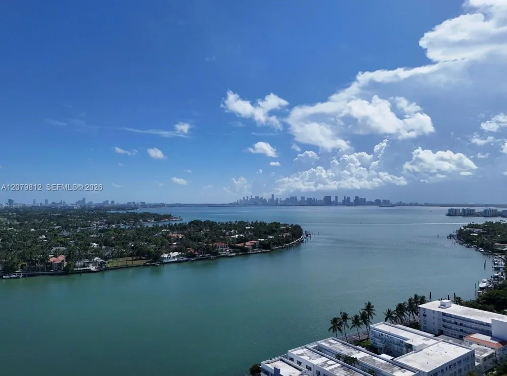 6900 E Bay Dr #9L Miami Beach, FL 33141