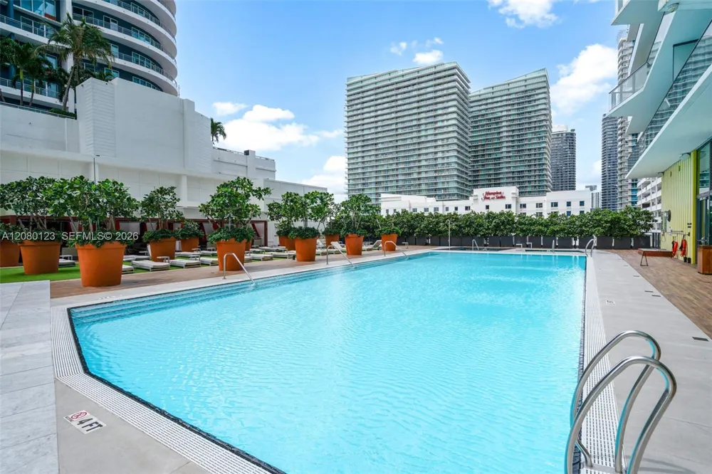 1300 S Miami Ave #PH5209 Miami, FL 33130