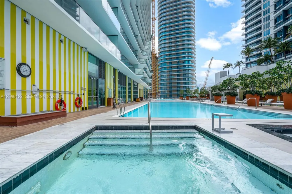 1300 S Miami Ave #PH5209 Miami, FL 33130