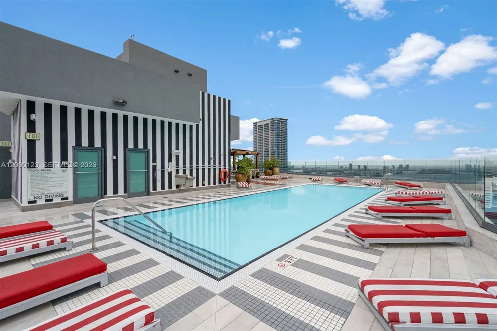 1300 S Miami Ave #PH5209 Miami, FL 33130