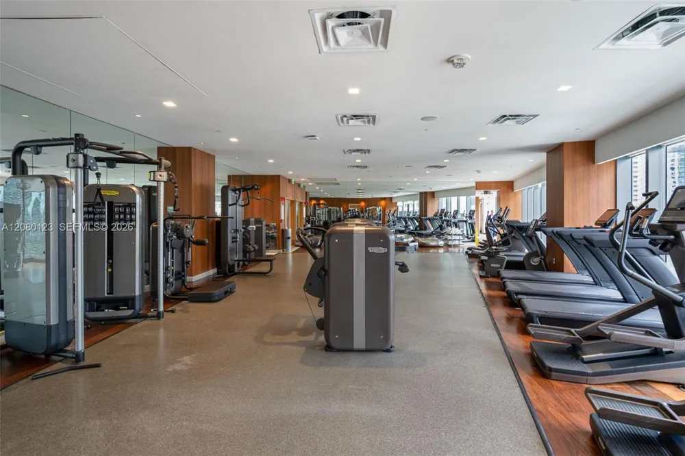1300 S Miami Ave #PH5209 Miami, FL 33130