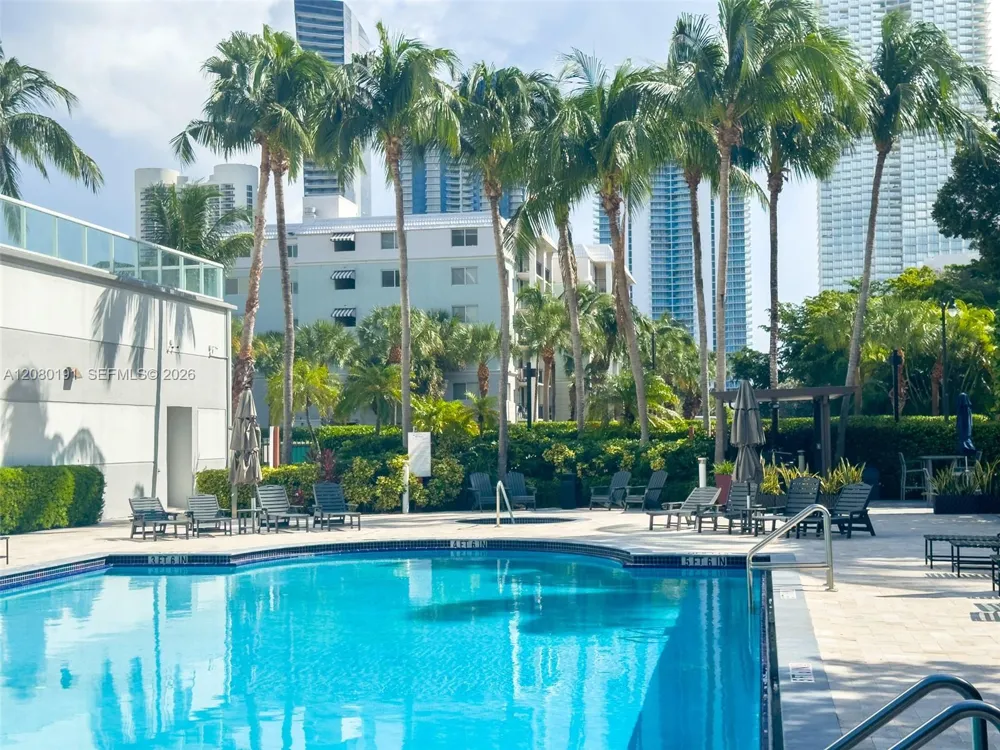 17050 W Bay Rd #405 Sunny Isles Beach, FL 33160