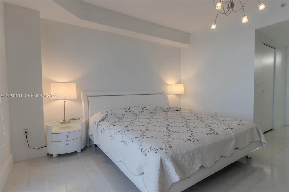 17050 W Bay Rd #405 Sunny Isles Beach, FL 33160