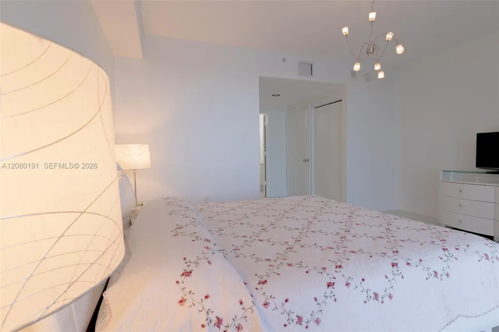 17050 W Bay Rd #405 Sunny Isles Beach, FL 33160