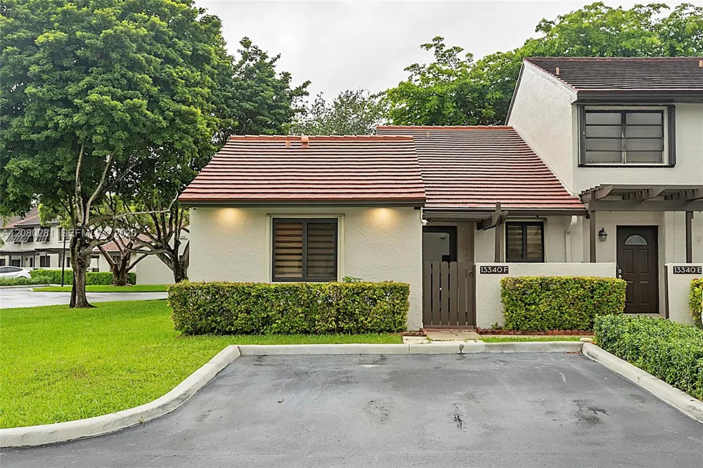 13340 SW 90th Ter #F Miami, FL 33186