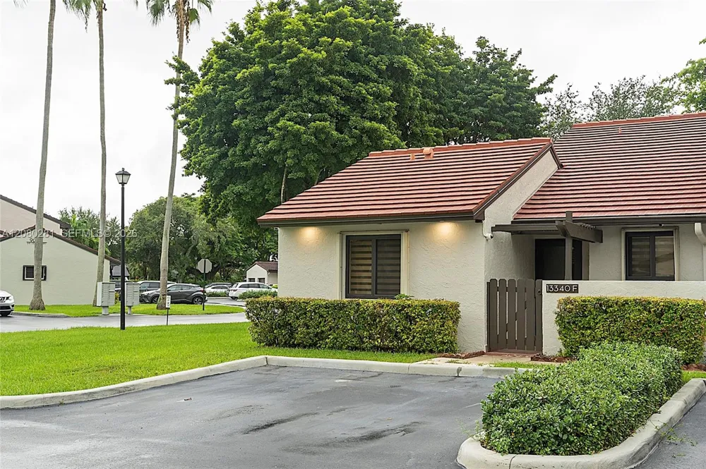 13340 SW 90th Ter #F Miami, FL 33186