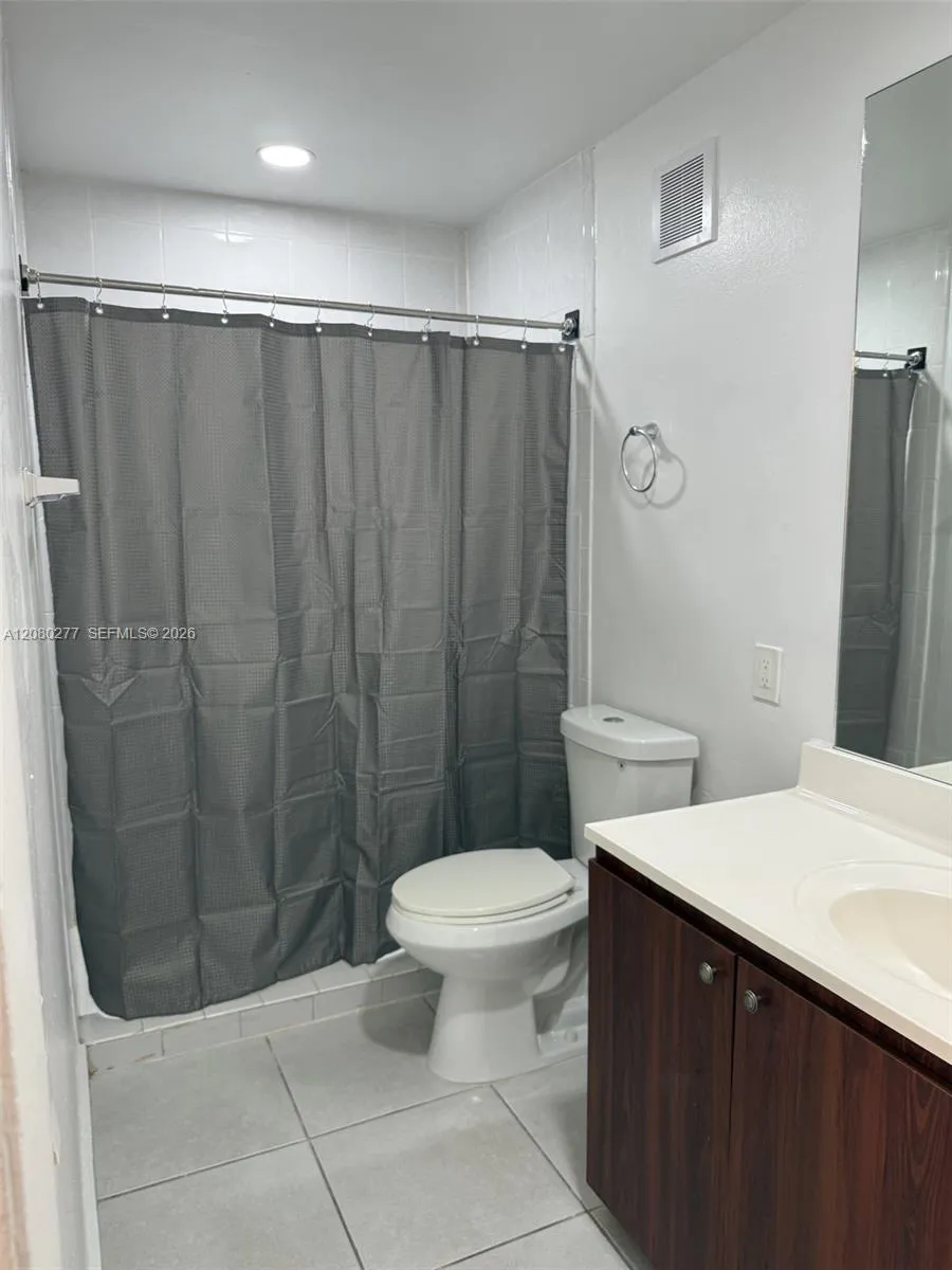 13781 SW 66th St #222B Miami, FL 33183