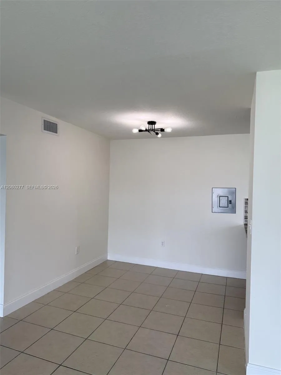 13781 SW 66th St #222B Miami, FL 33183