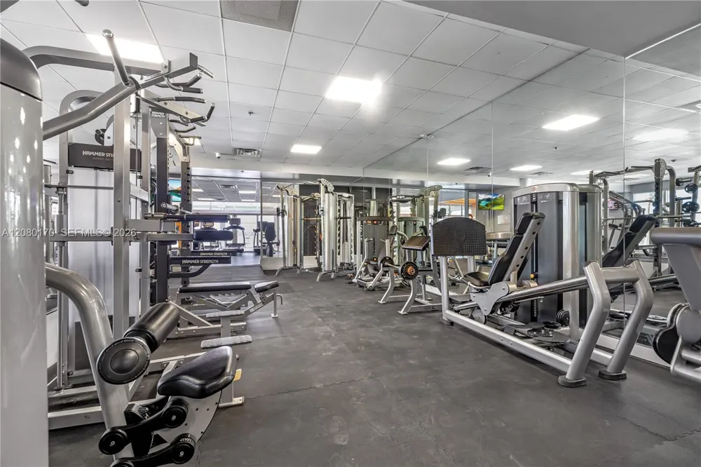 1717 Bayshore Dr #A-1541 Miami, FL 33132