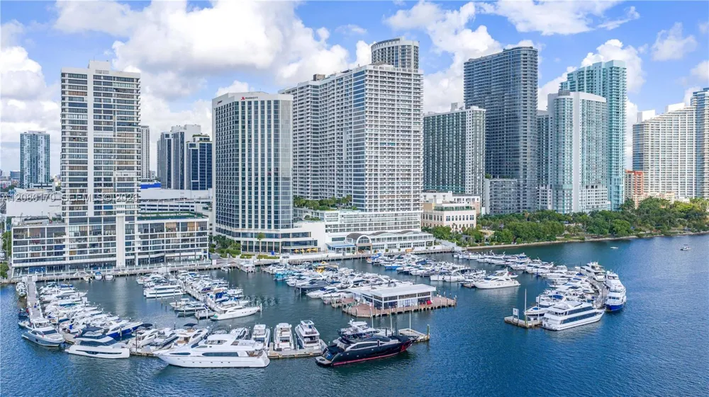 1717 Bayshore Dr #A-1541 Miami, FL 33132