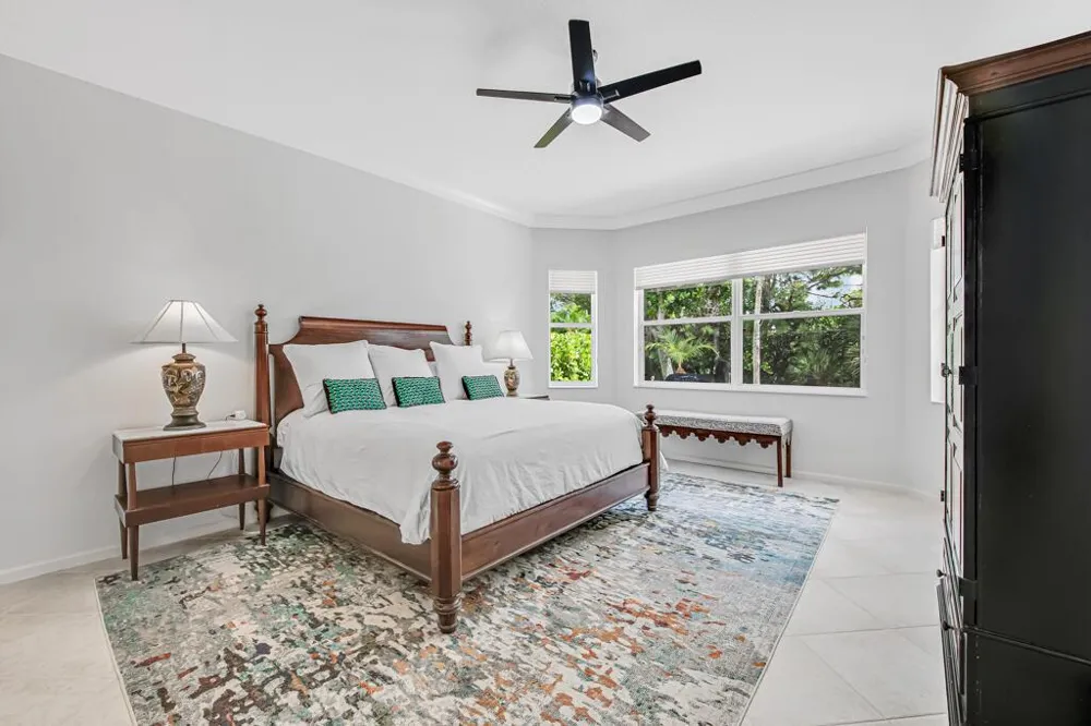 9152 Bay Harbour Circle West Palm Beach, FL 33411
