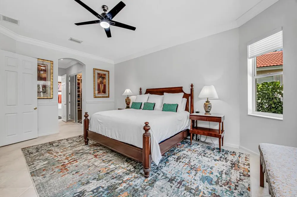 9152 Bay Harbour Circle West Palm Beach, FL 33411