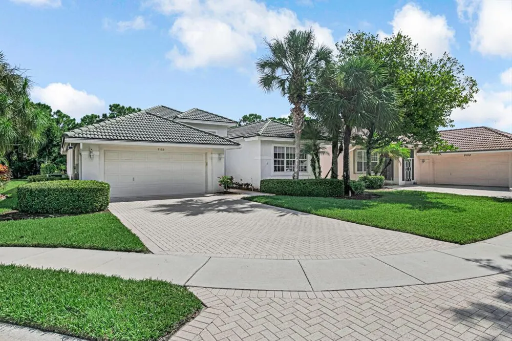 9152 Bay Harbour Circle West Palm Beach, FL 33411