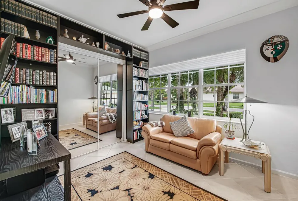 9152 Bay Harbour Circle West Palm Beach, FL 33411