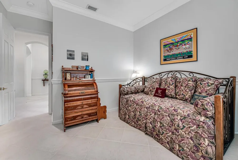 9152 Bay Harbour Circle West Palm Beach, FL 33411