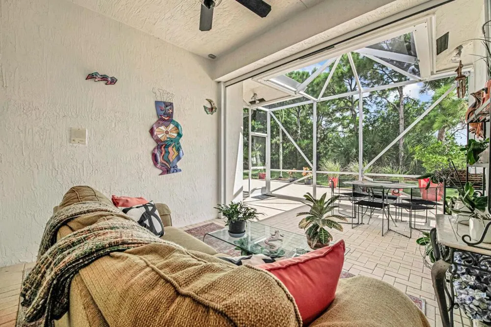 9152 Bay Harbour Circle West Palm Beach, FL 33411