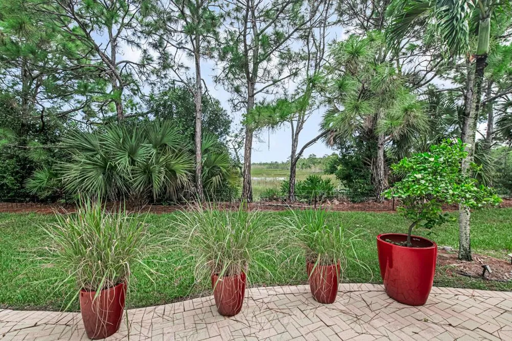 9152 Bay Harbour Circle West Palm Beach, FL 33411