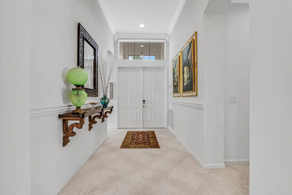 9152 Bay Harbour Circle West Palm Beach, FL 33411