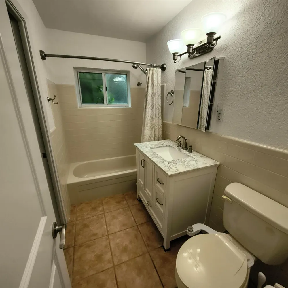 5631 NE 5th Terrace Oakland Park, FL 33334