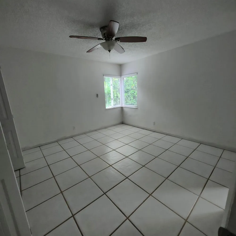 5631 NE 5th Terrace Oakland Park, FL 33334