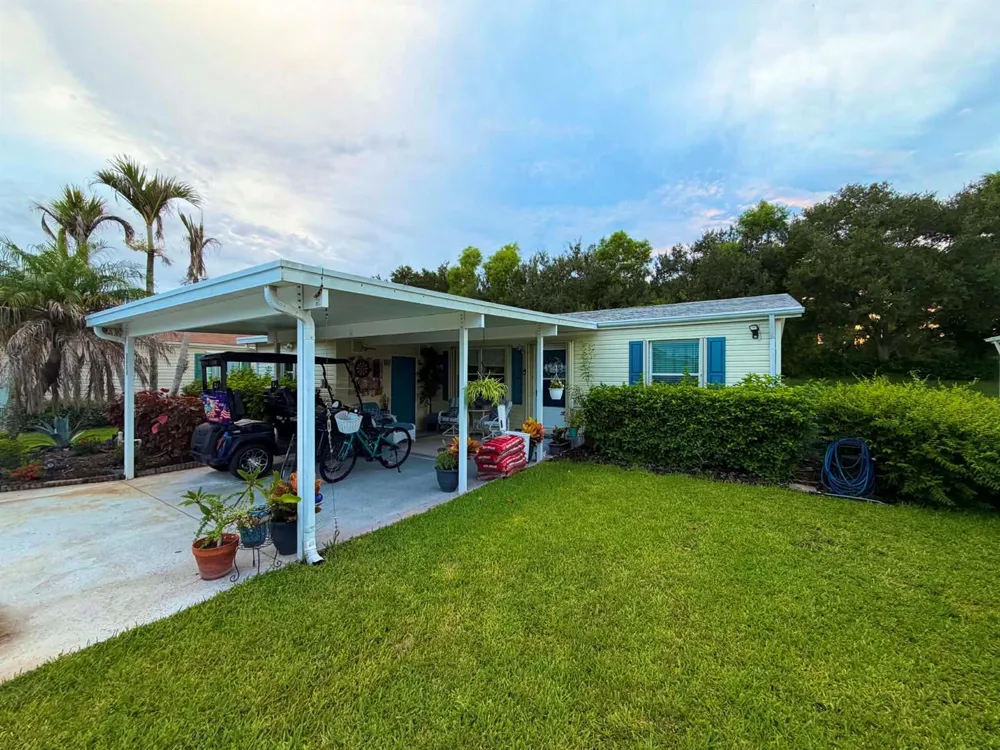 2804 Nine Iron Drive Port St. Lucie, FL 34952