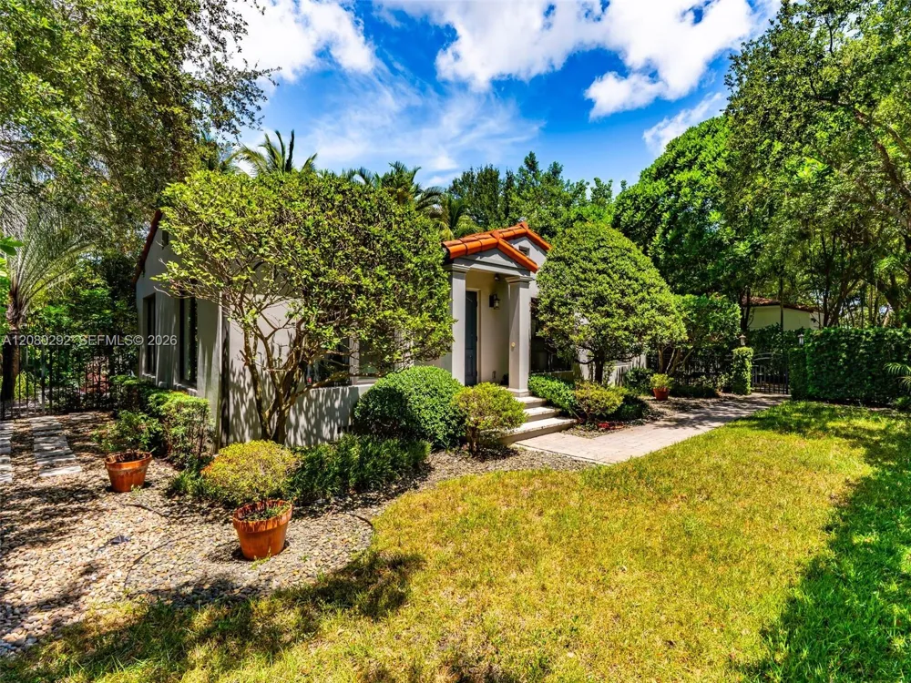 119 Avila Ct #0 Coral Gables, FL 33134