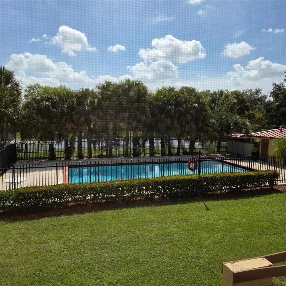 2079 Coral Ridge Dr #N208 Coral Springs, FL 33071