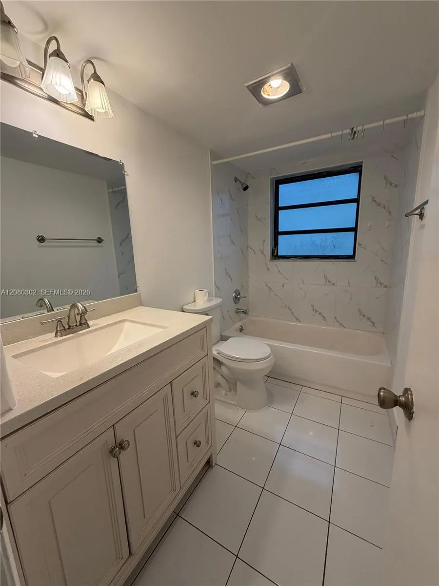 2079 Coral Ridge Dr #N208 Coral Springs, FL 33071