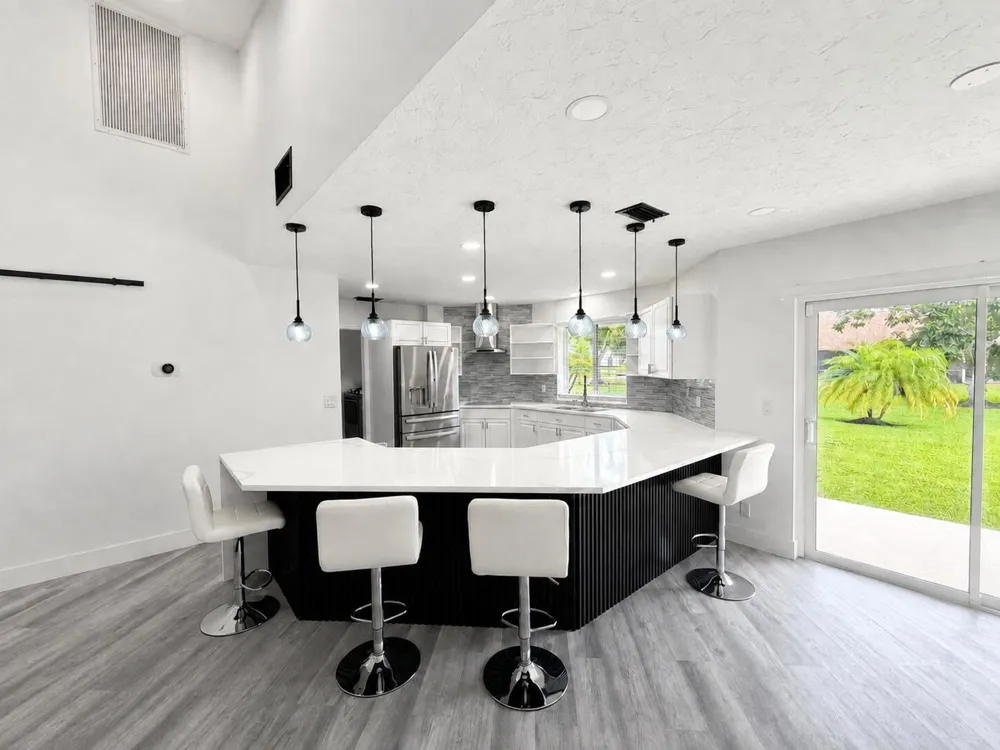 15545 Meadow Wood Drive Wellington, FL 33414