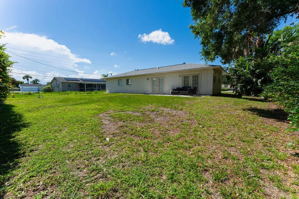 1242 SW Parma Avenue Port St. Lucie, FL 34953