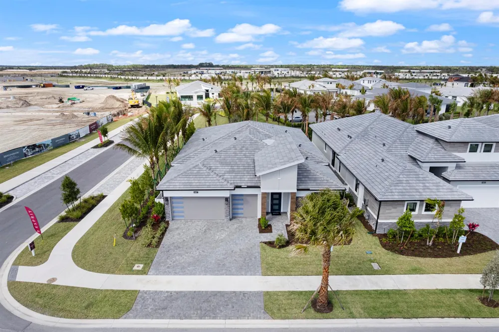 14027 Bastille Street Palm Beach Gardens, FL 33412