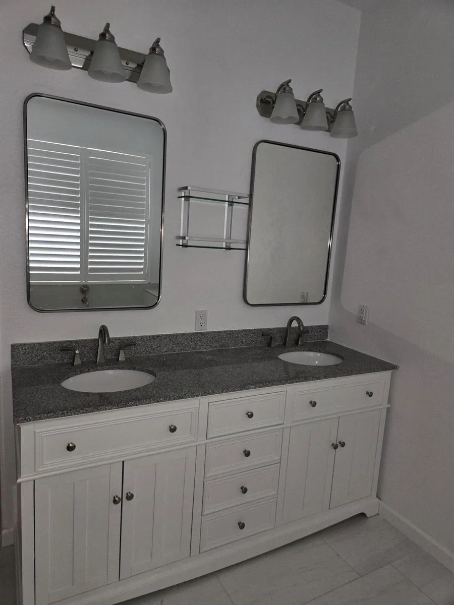 2680 CLIPPER CIRCLE West Palm Beach, FL 33411