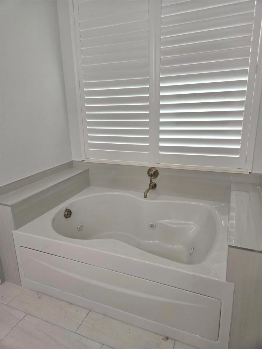 2680 CLIPPER CIRCLE West Palm Beach, FL 33411