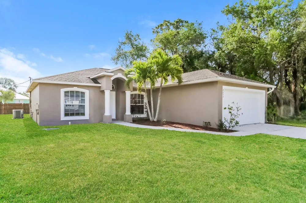 2257 SW MATHESON TERRACE Port St. Lucie, FL 34953