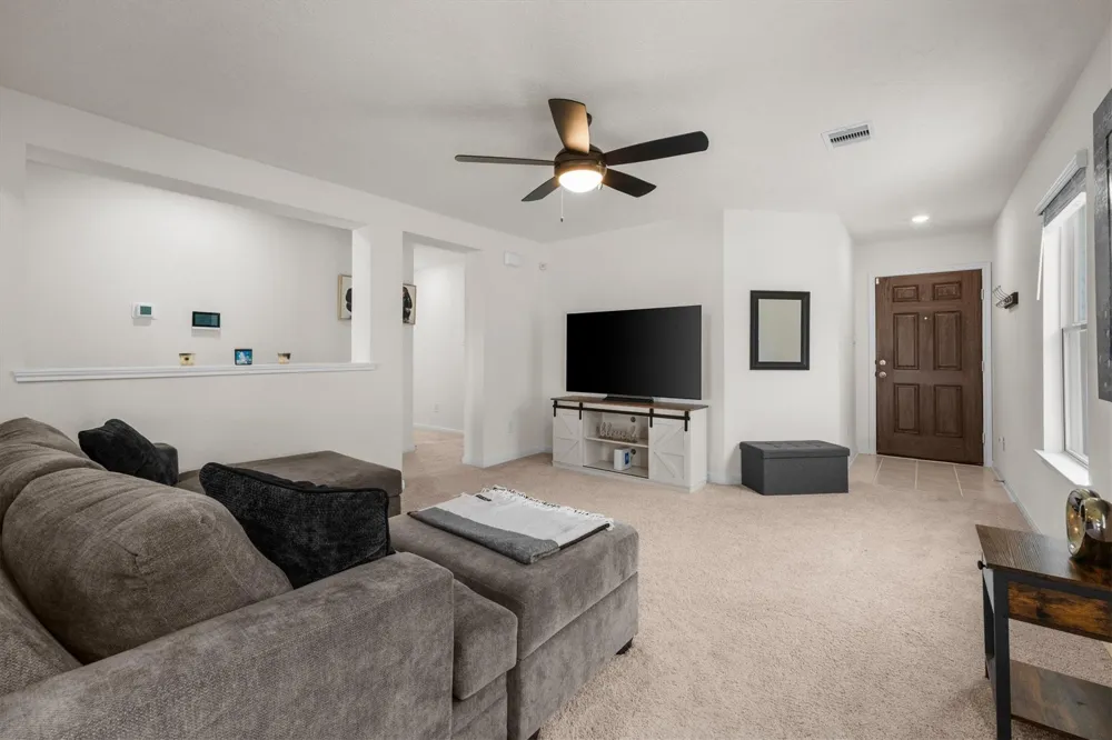 15707 Lemmonwood Hills Lane Houston, TX 77044